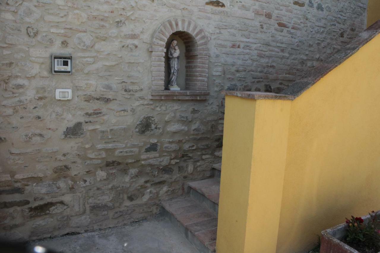 Appartamento Della Pia Bevagna Exterior photo