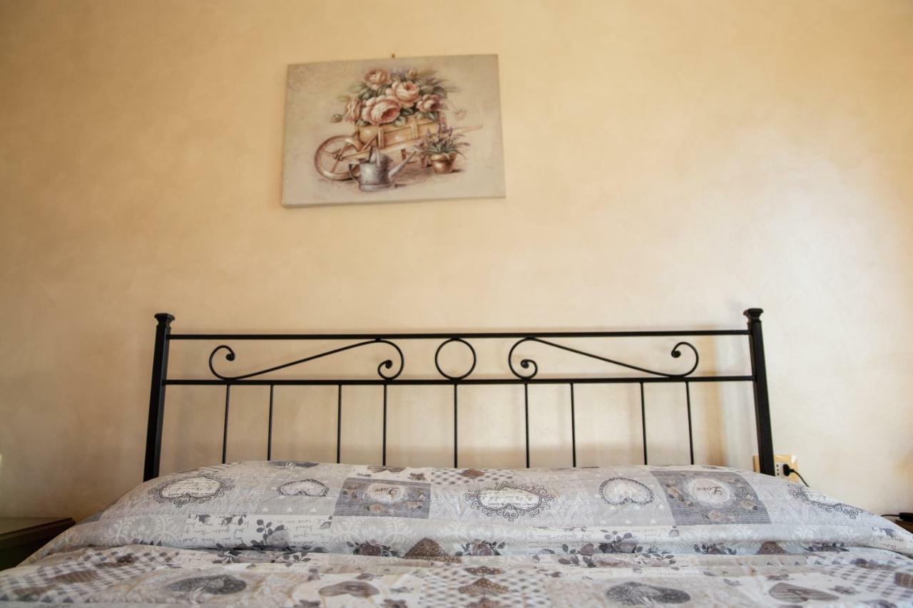 Appartamento Della Pia Bevagna Exterior photo